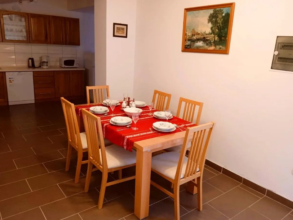 Apartman Josipa Peroj