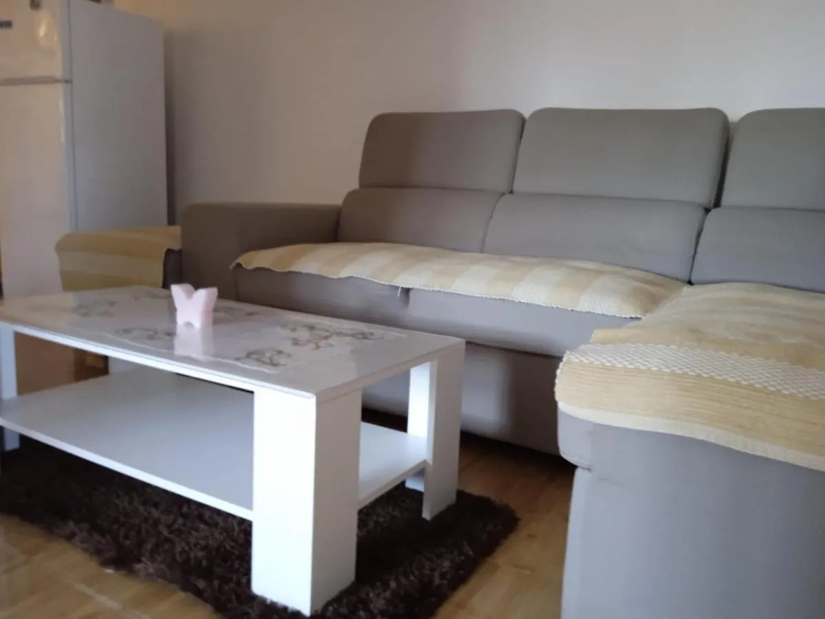 Apartman Josipa Peroj 0*,